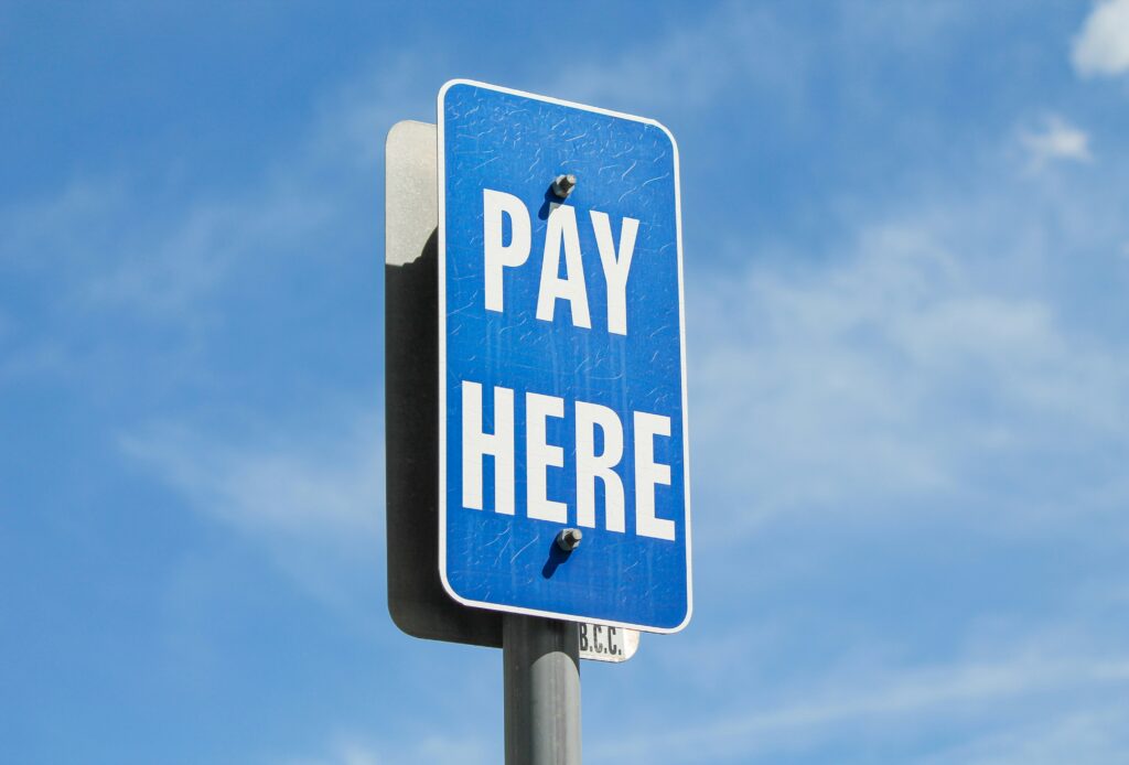 A "pay here" sign